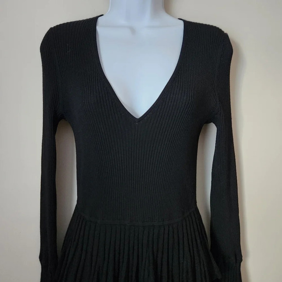 DVF | Sharlynn Wool Blend Tiered Ruffle Bell Long Sleeve Mini Dress - Size M - Picture 3 of 10